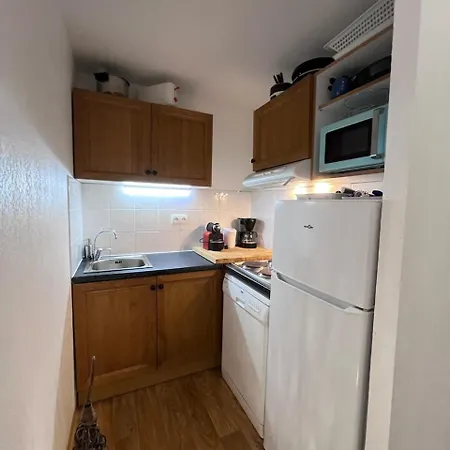 Foux D Piscine 4 Personnes 아파트 라포